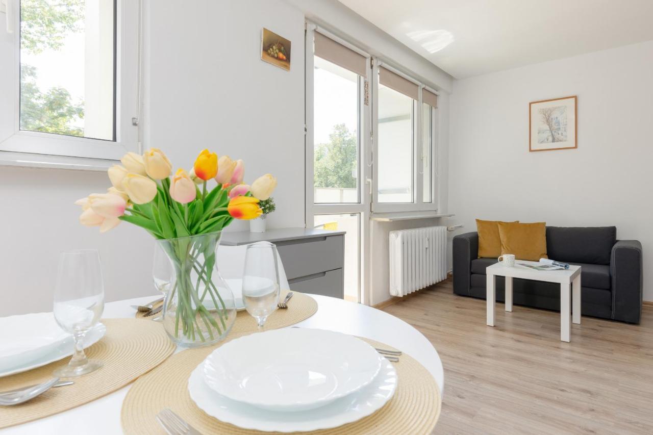 Metro Pole Mokotowskie By Renters Apartament
